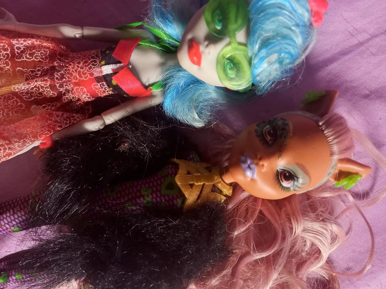 Vendo lote de monster high usada