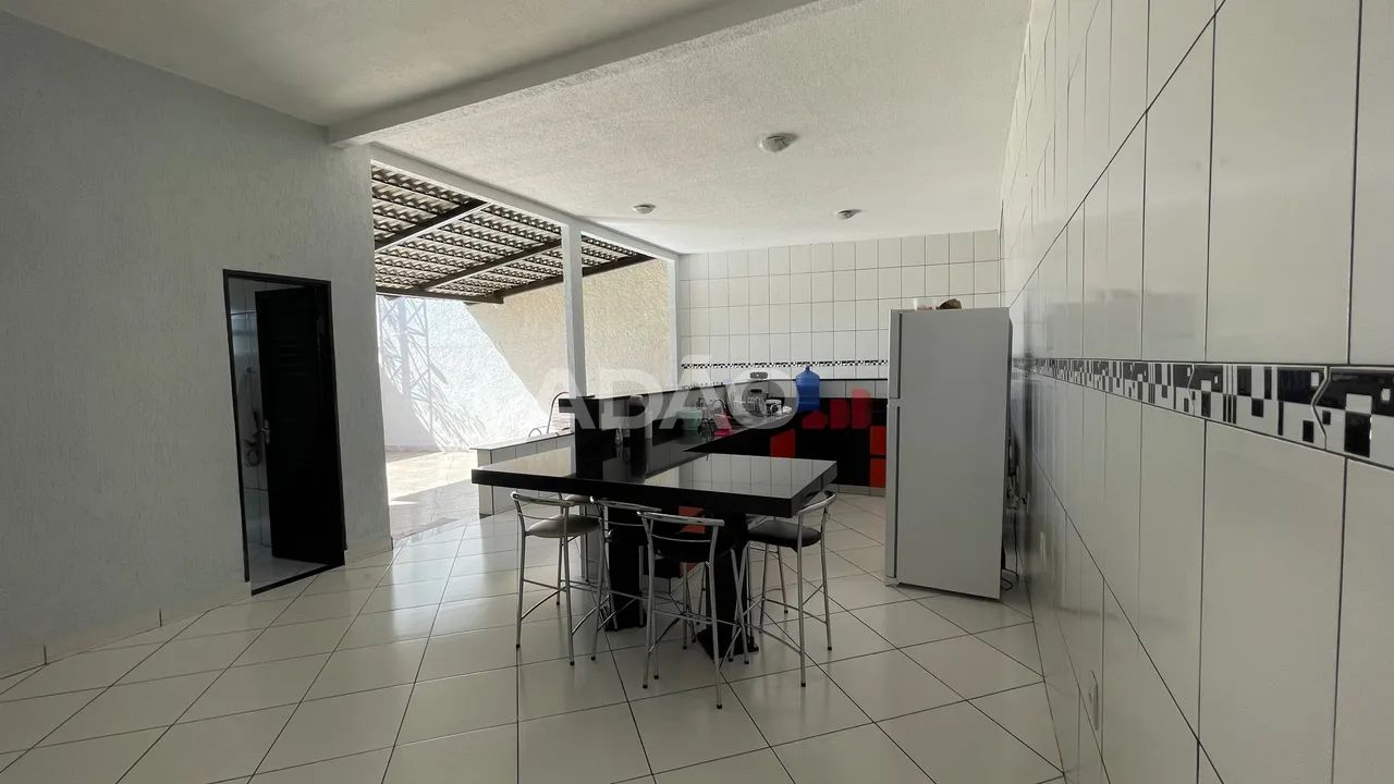 Casa Leste Universitário
