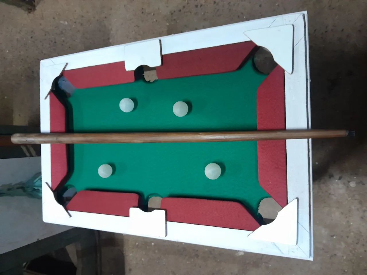 Mesa de bilhar infantil, com tampo para mesa e cadeira.  - Foto 5