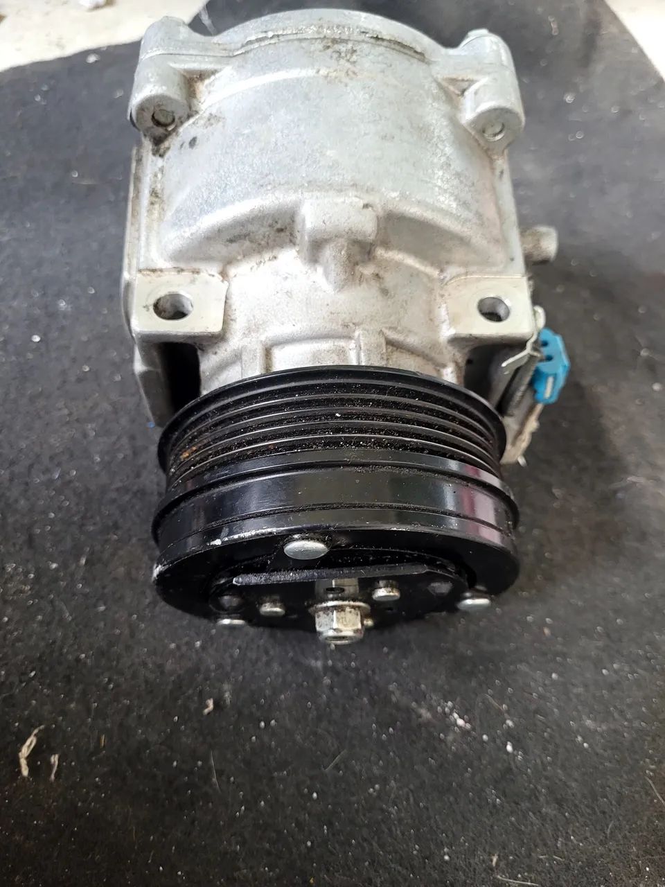 Compressor ar cond GM tracker 17 a 20