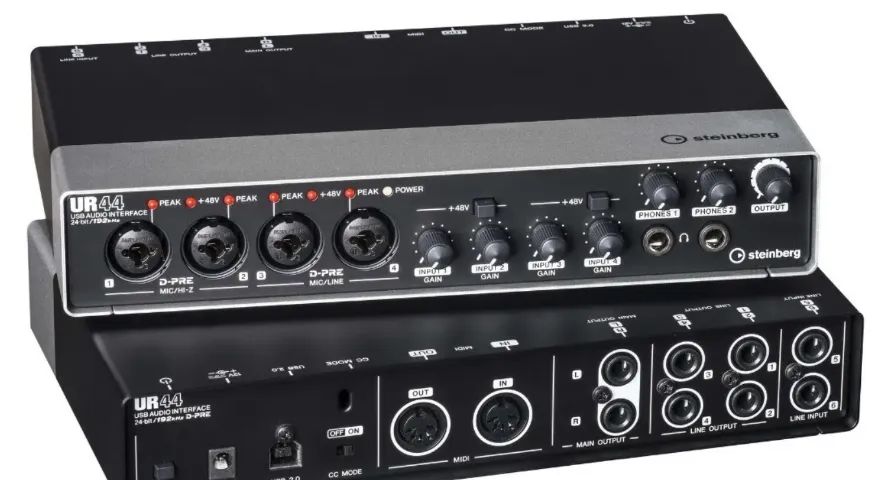 Steinberg UR44 interface de áudio