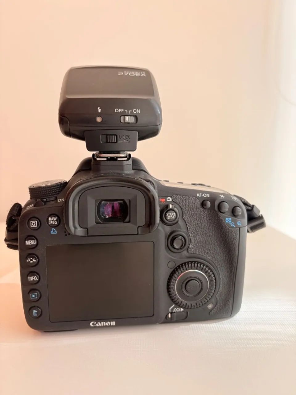 Kit Câmera Canon Eos 7d, 11.231 Clics.  - Foto 5