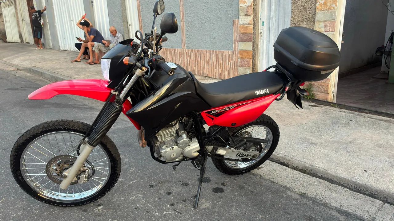 Lander 250 impecável 