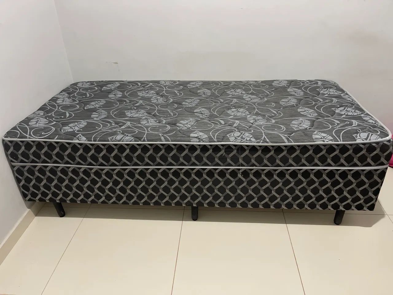 Cama de solteiro 