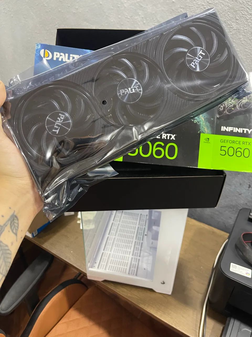 Geforce RTX 5060 OC 8gb [Nova] - Foto 2