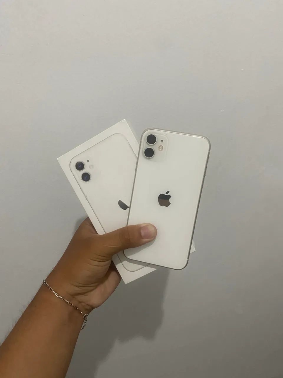 iPhone 11 