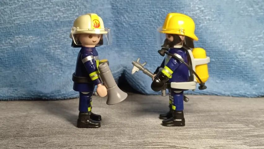 PLAYMOBIL BOMBEIRO E O CHEFE - COLECIONE. - Foto 3