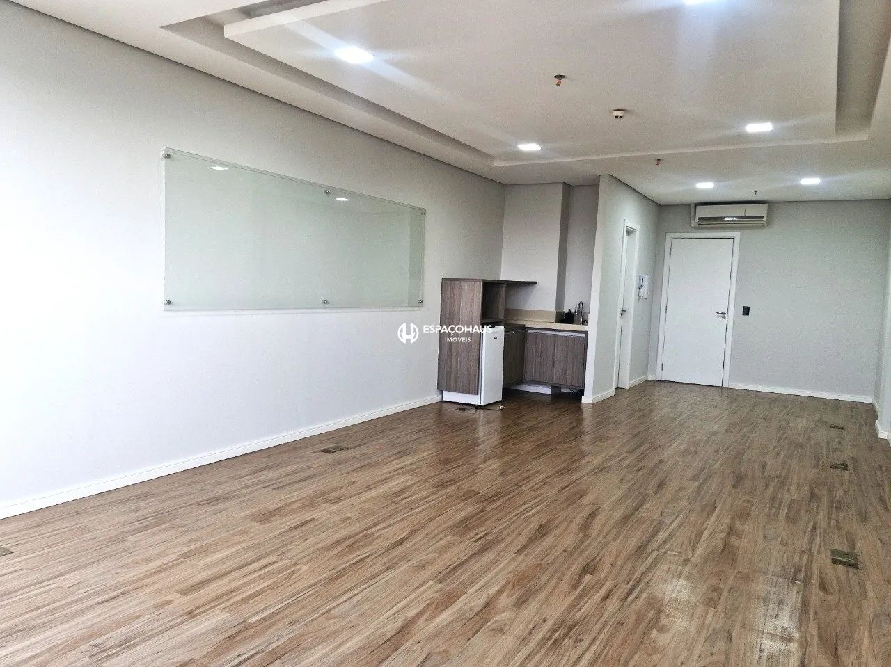 Sala para Alugar com 42m² no Sky Towers Office em Indaiatuba - SP