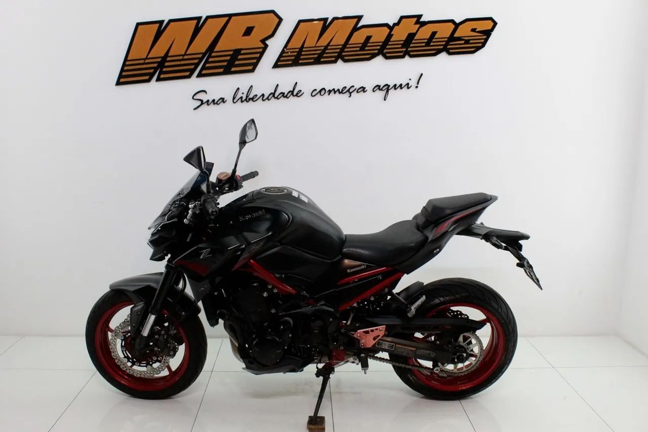 KAWASAKI Z900 - Foto 3