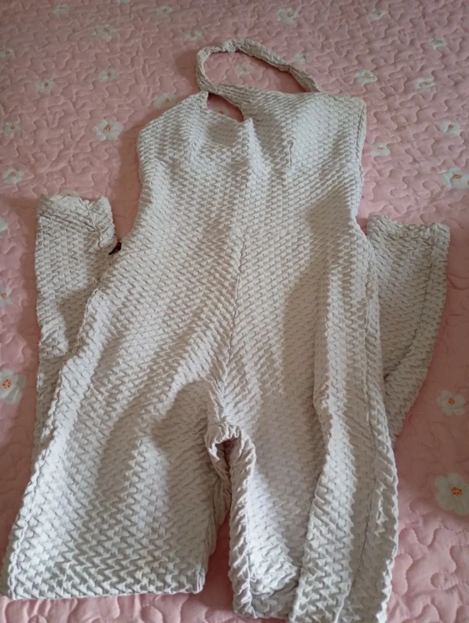 Vendo macacão branco 