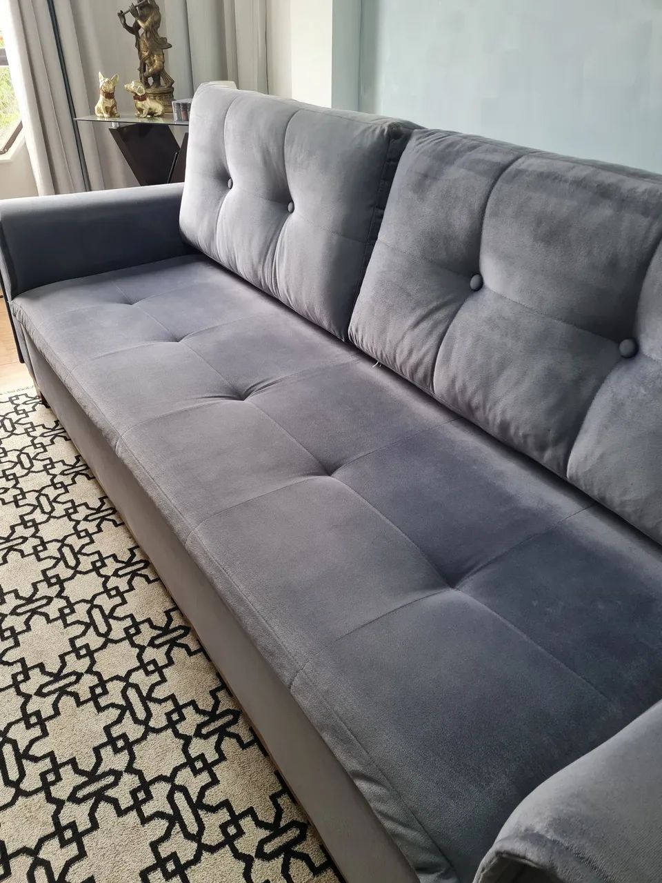 Sofá robusto em suede, em excelente estado de conservação? - Foto 2