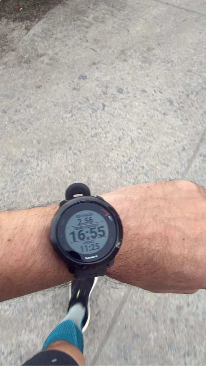 Relógio Garmin 55 pra corredores. 