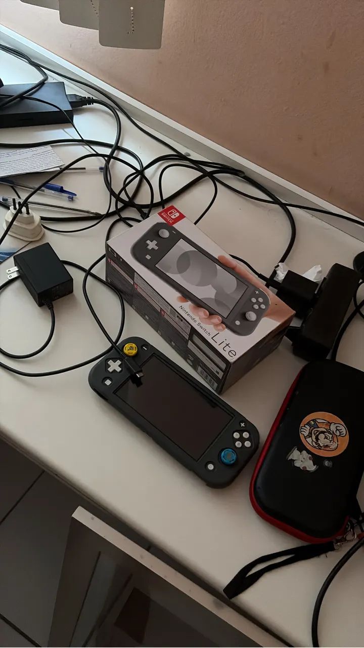 Nintendo Switch Lite 