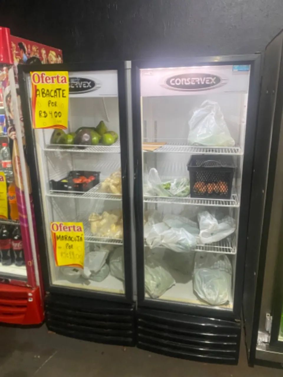 Geladeira expositora 