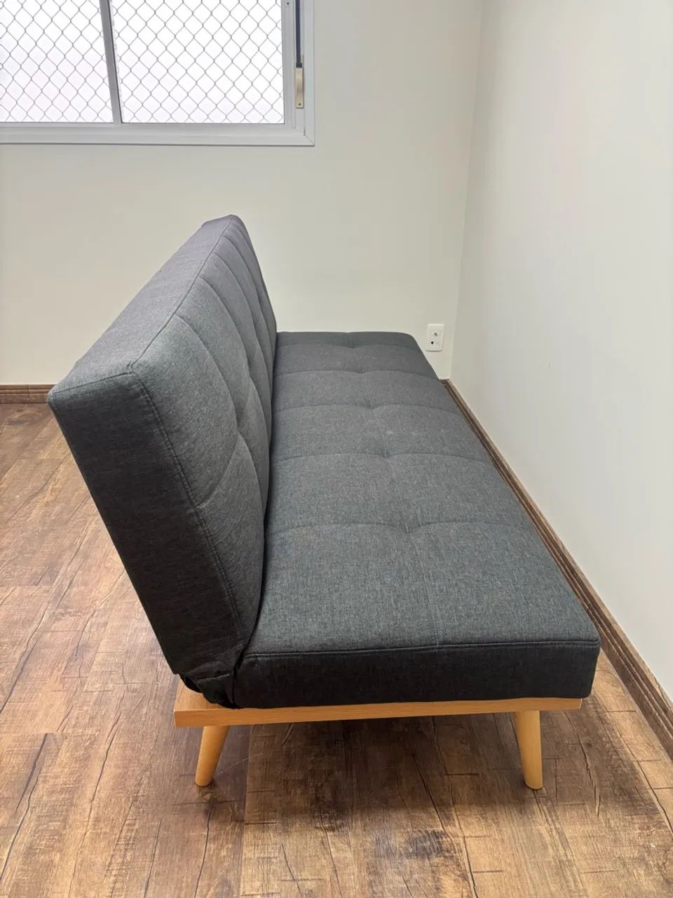 Sofá Cama 3 Lugares Casal Cinza Escuro  - Foto 4