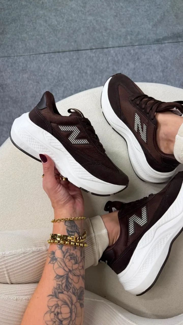 Tenis New Balance 2067 Marrom  - Foto 3