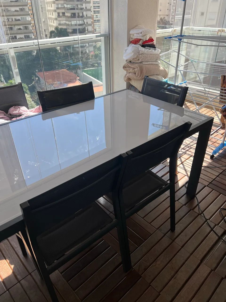 Mesa externa com vidro temperado + 6 cadeiras - Foto 2