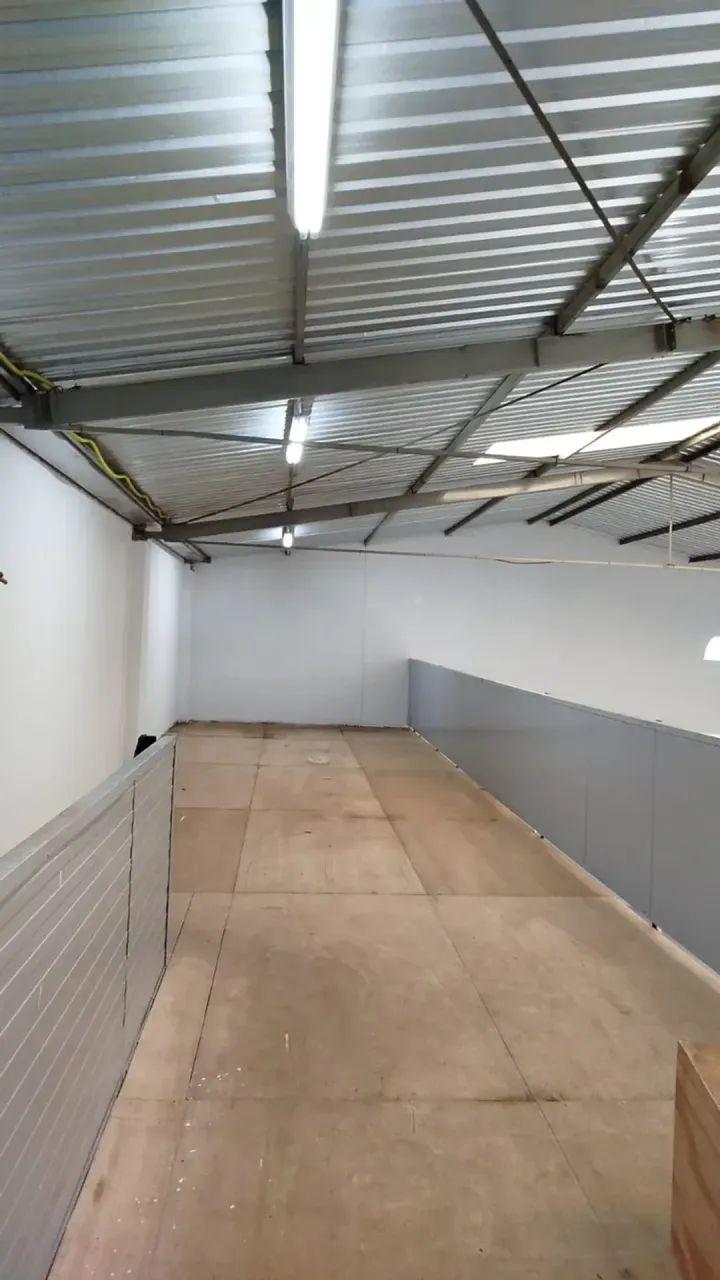 BARRACÃO COMERCIAL - RUA RODOLFO CREMM - JD. COLINA VERDE - Foto 2