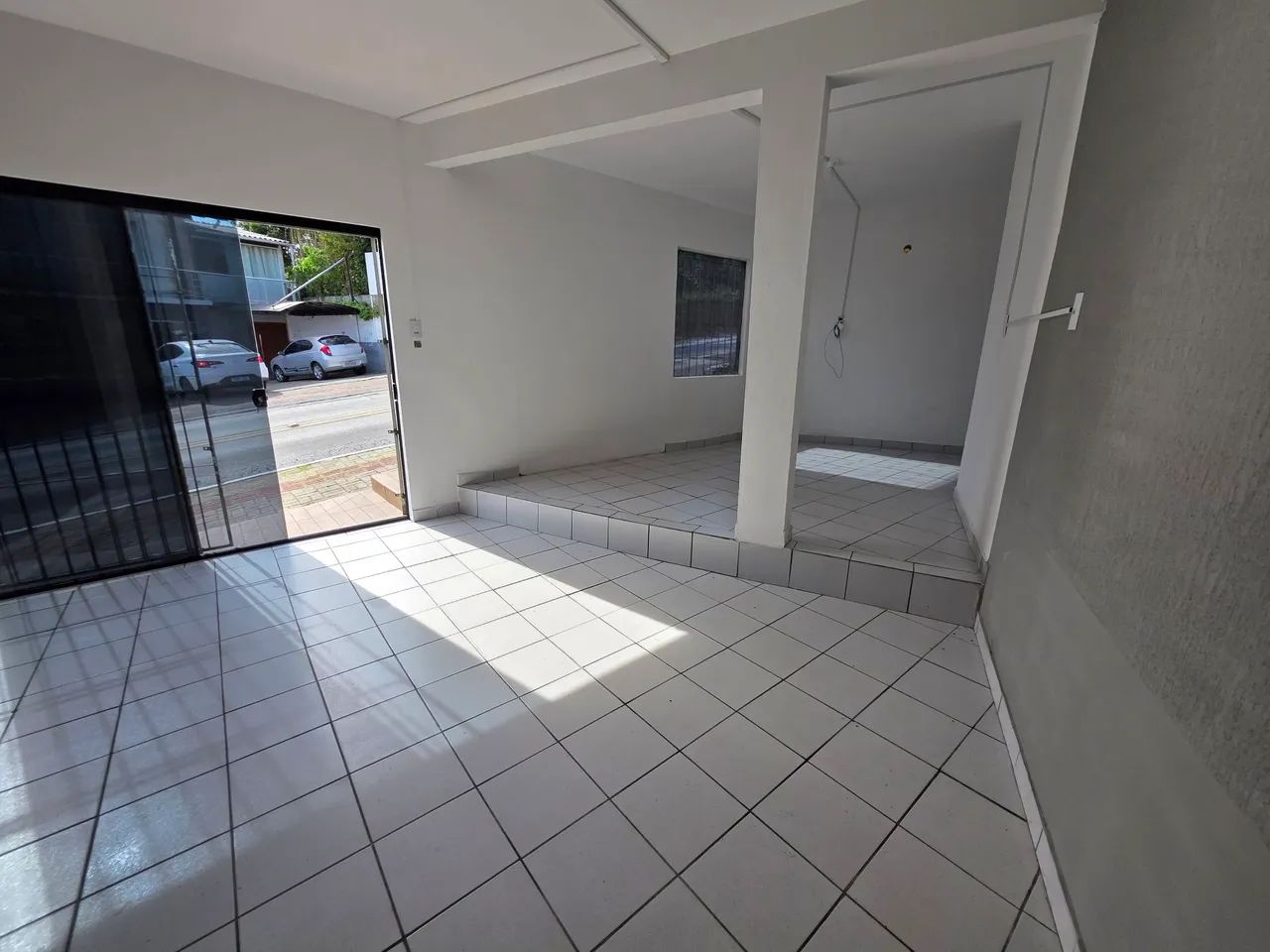 Espaço comercial na avenida para alugar - Foto 5
