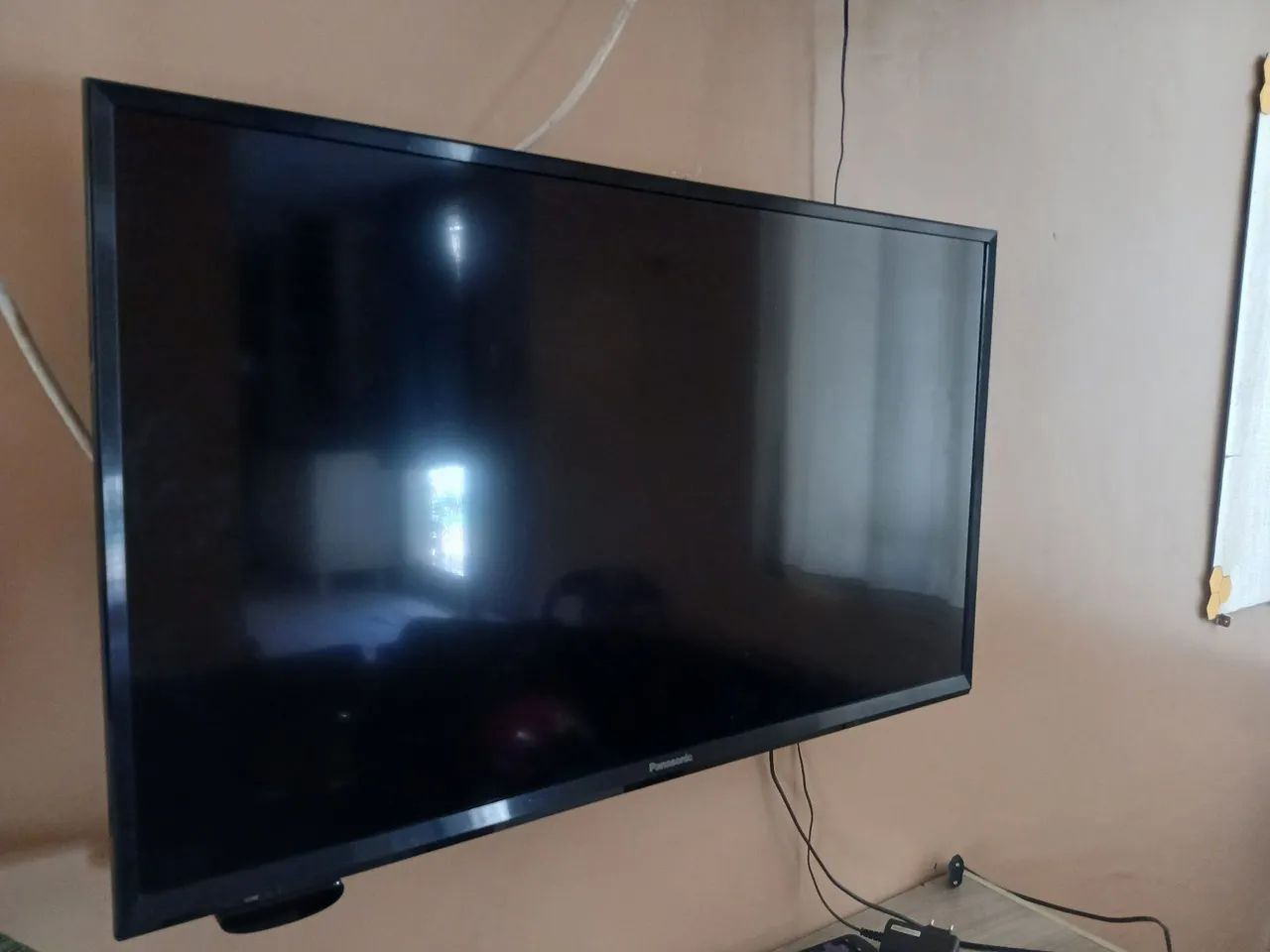 TV 32 polegadas seminova 