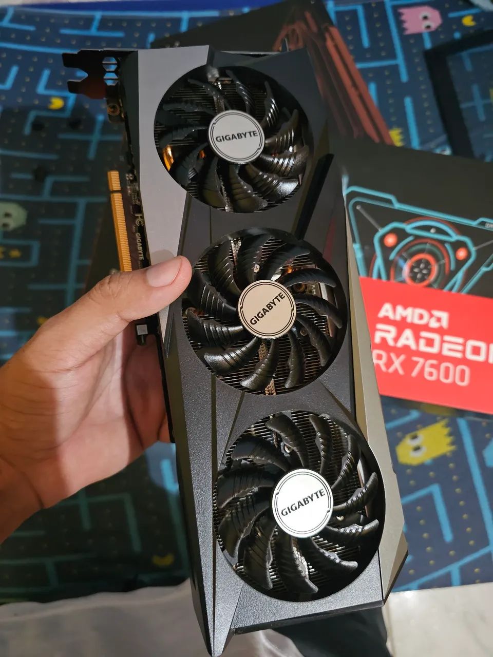 RX 7600 OC (3 FANS) GIGABYTE - Foto 2