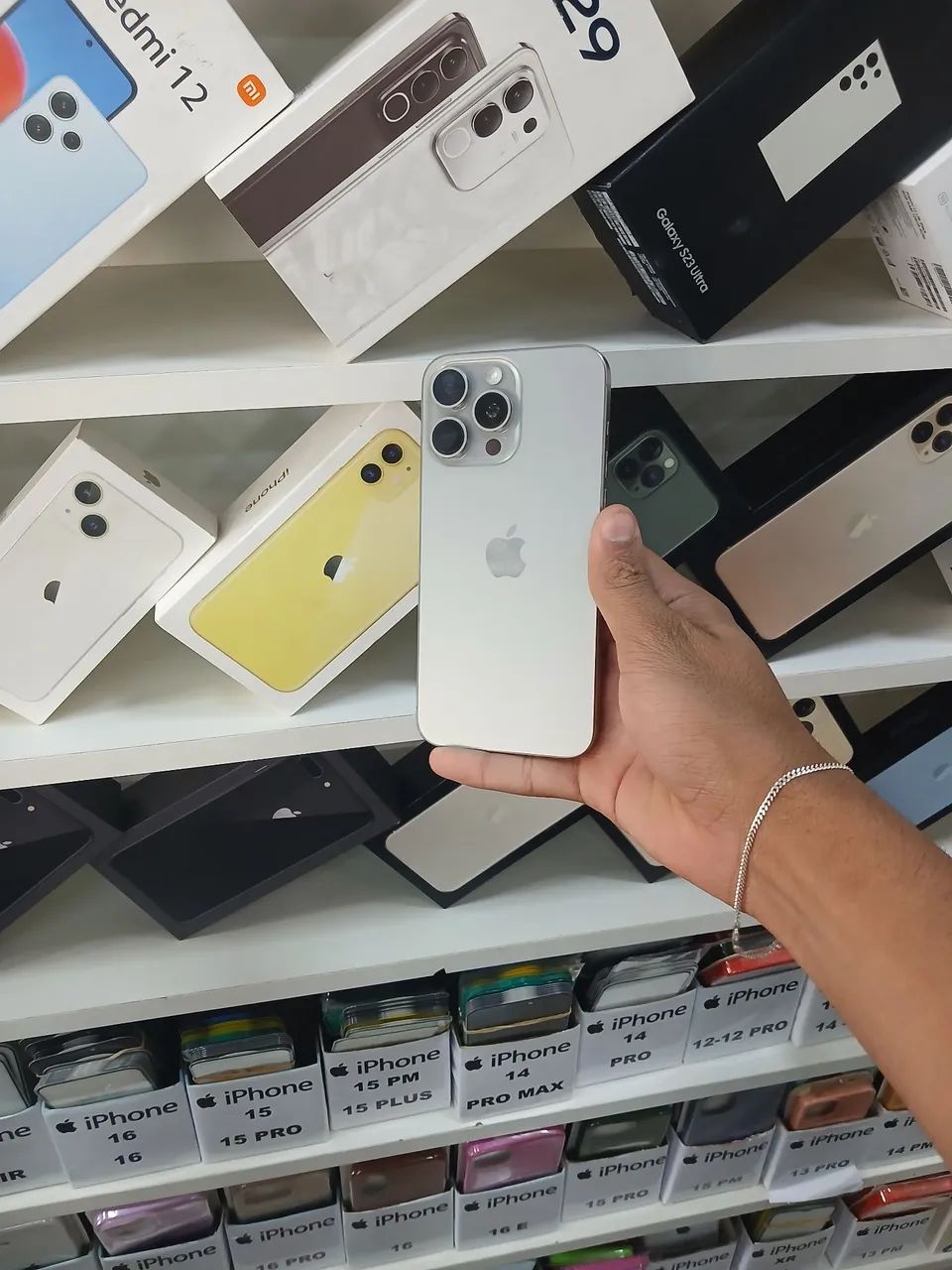IPHONE 15 PRO MAX 