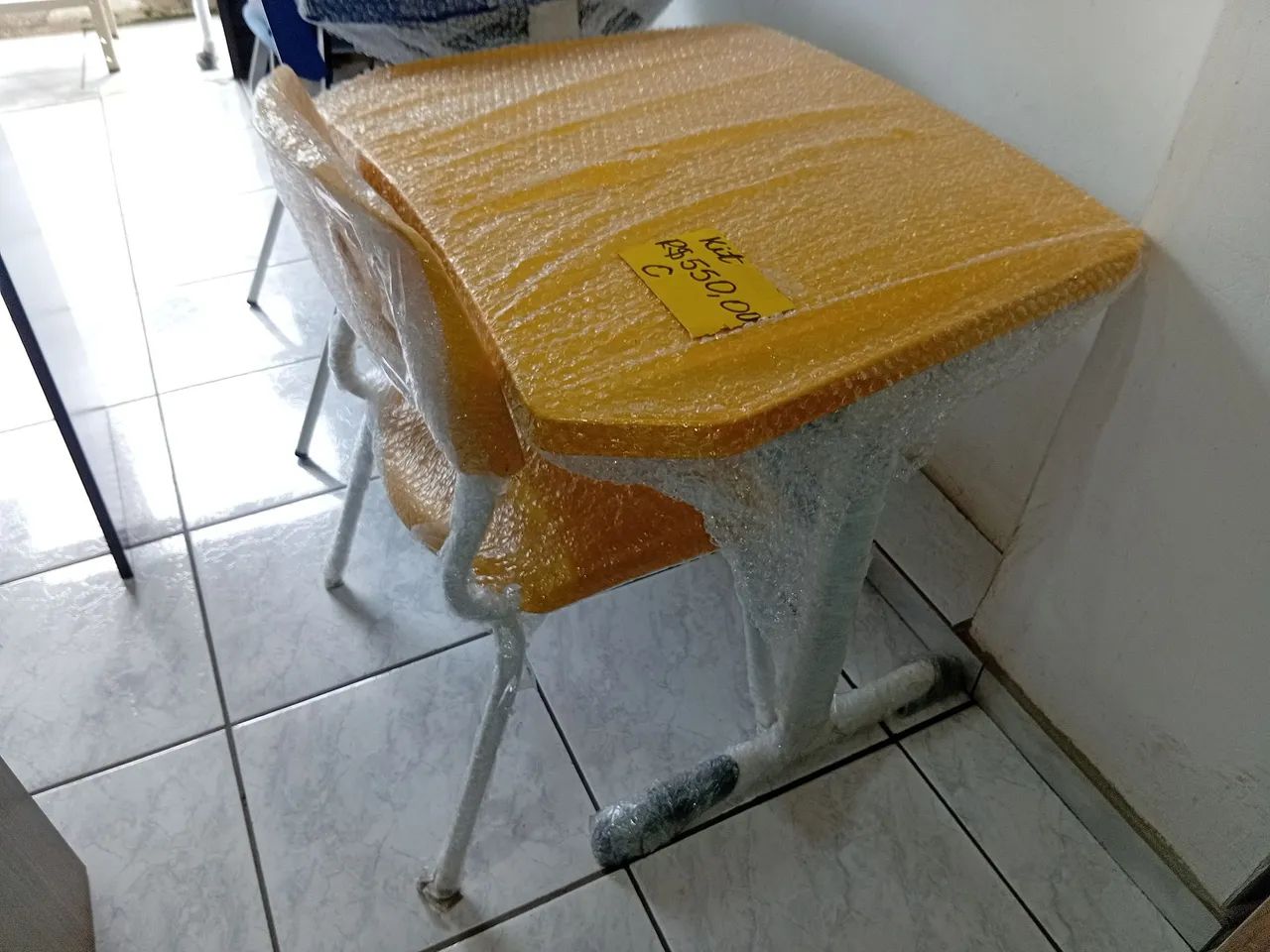 Conjunto infantil amarelo 