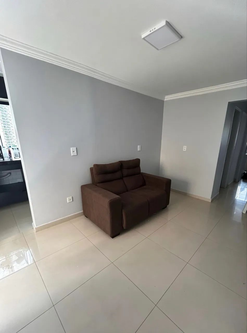 APARTAMENTO SEMI MOBILIADO 2 QUARTOS - Foto 2