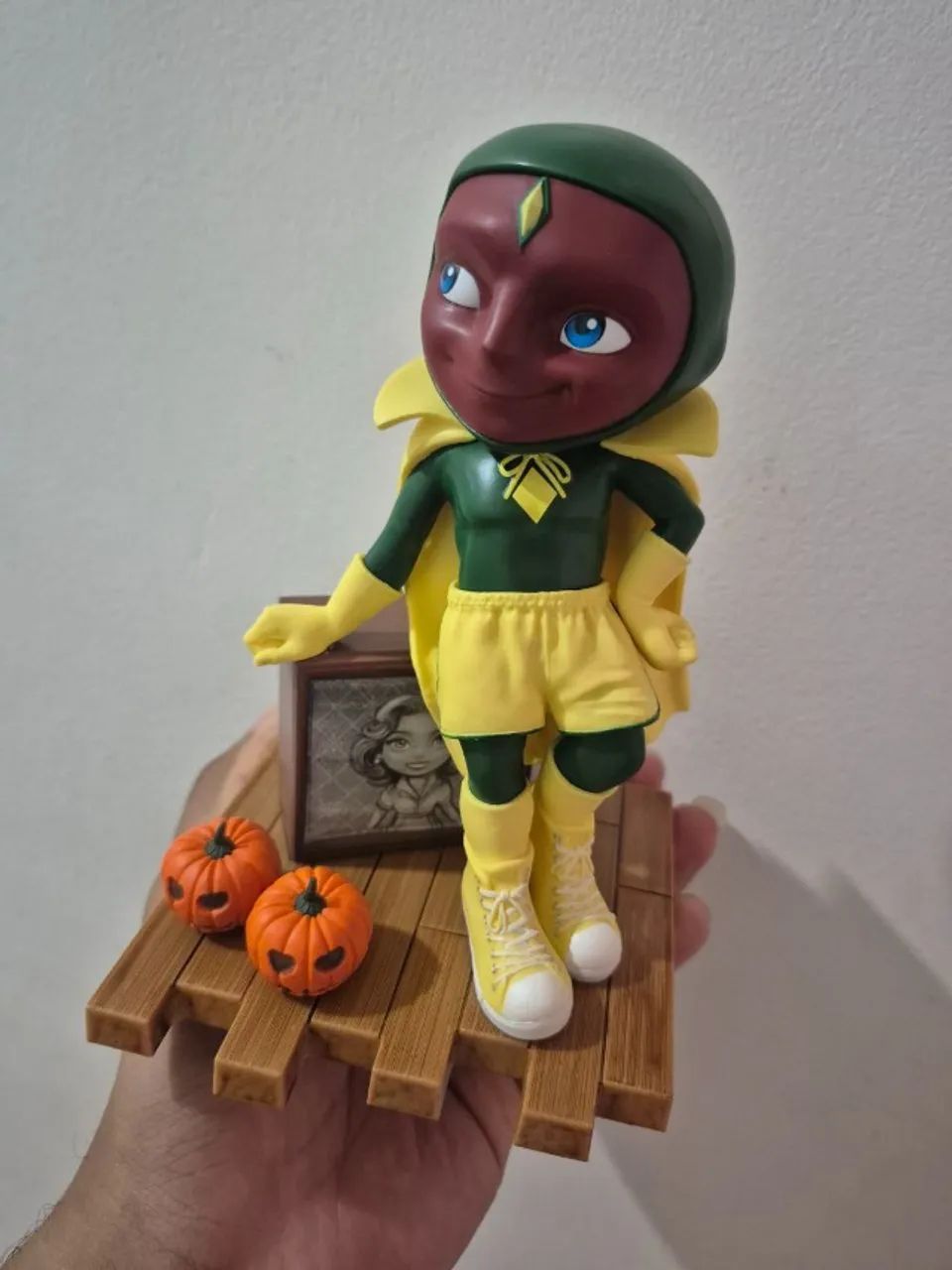 Figure - Minico Wanda & Visão - Versão De Halloween - Iron Studios - Foto 6