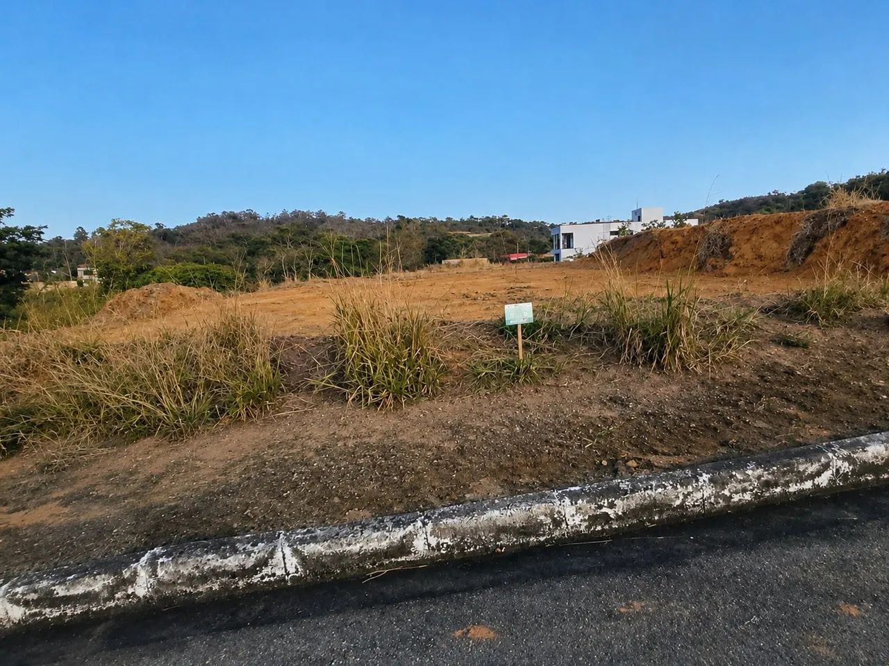 Lote em Condomínio Fechado