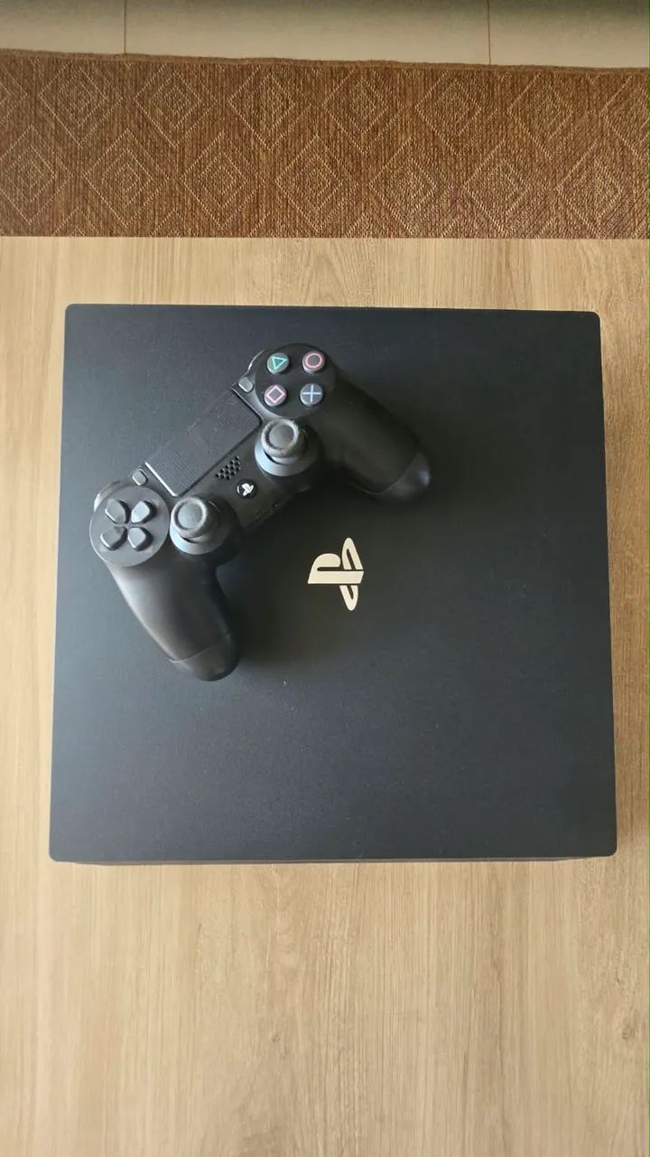 PlayStation 4 PRO 1TB - 4K
