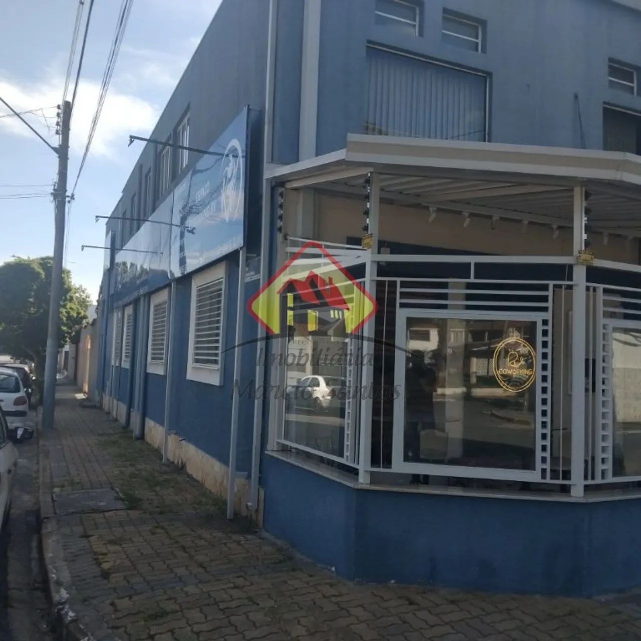 Sala mobiliada, com ar condicionado, Internet e muito mais. Segurança e excelente Localiza - Foto 4