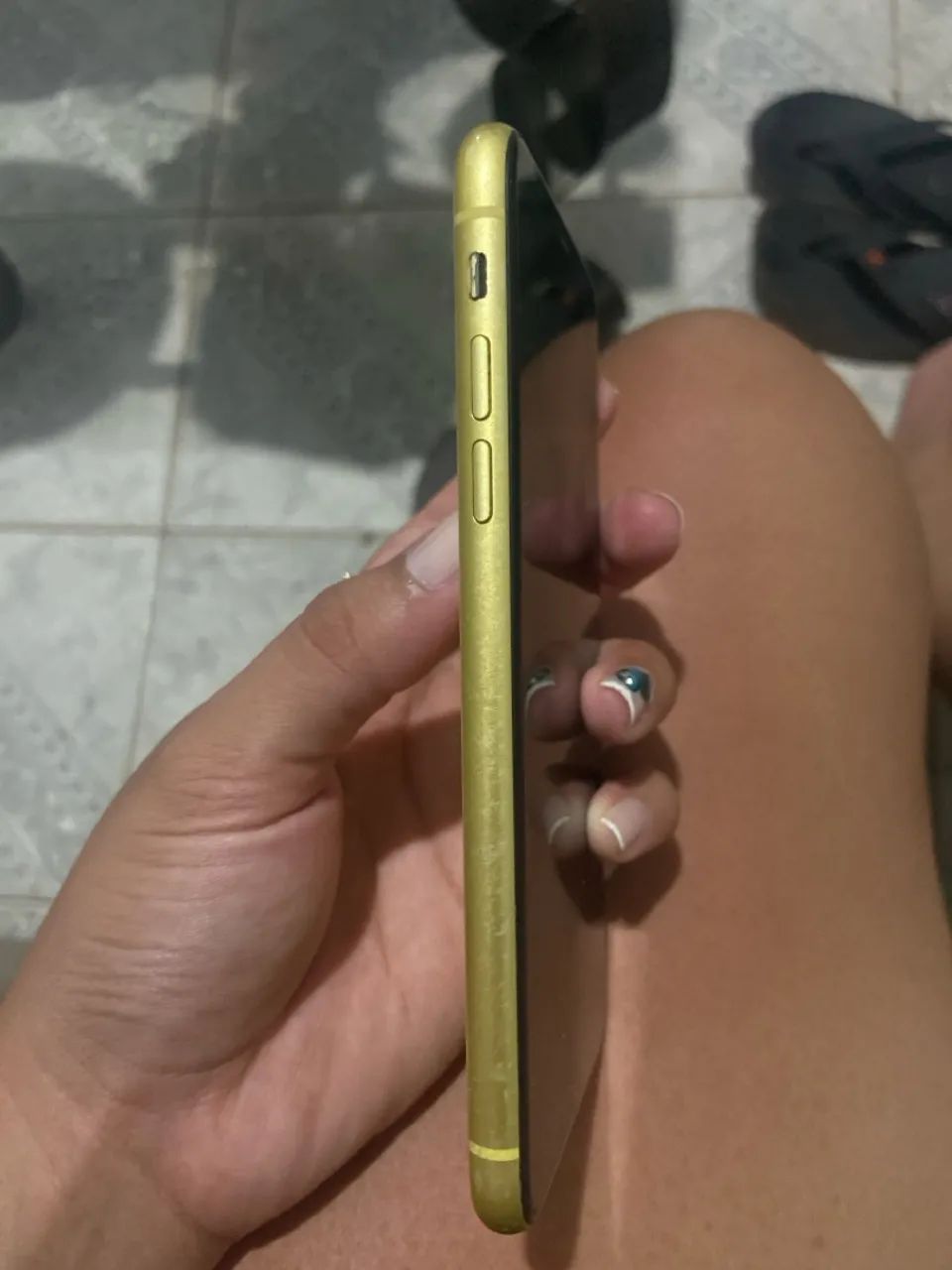 iPhone 11 64gb amarelo - Foto 4