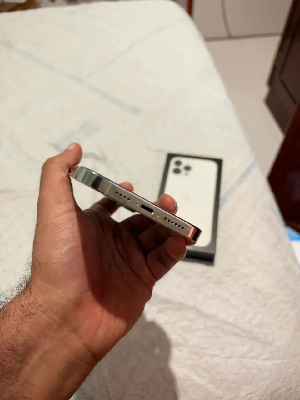 Vendo IPhone 13 Pro Max ( só venda) - Foto 3