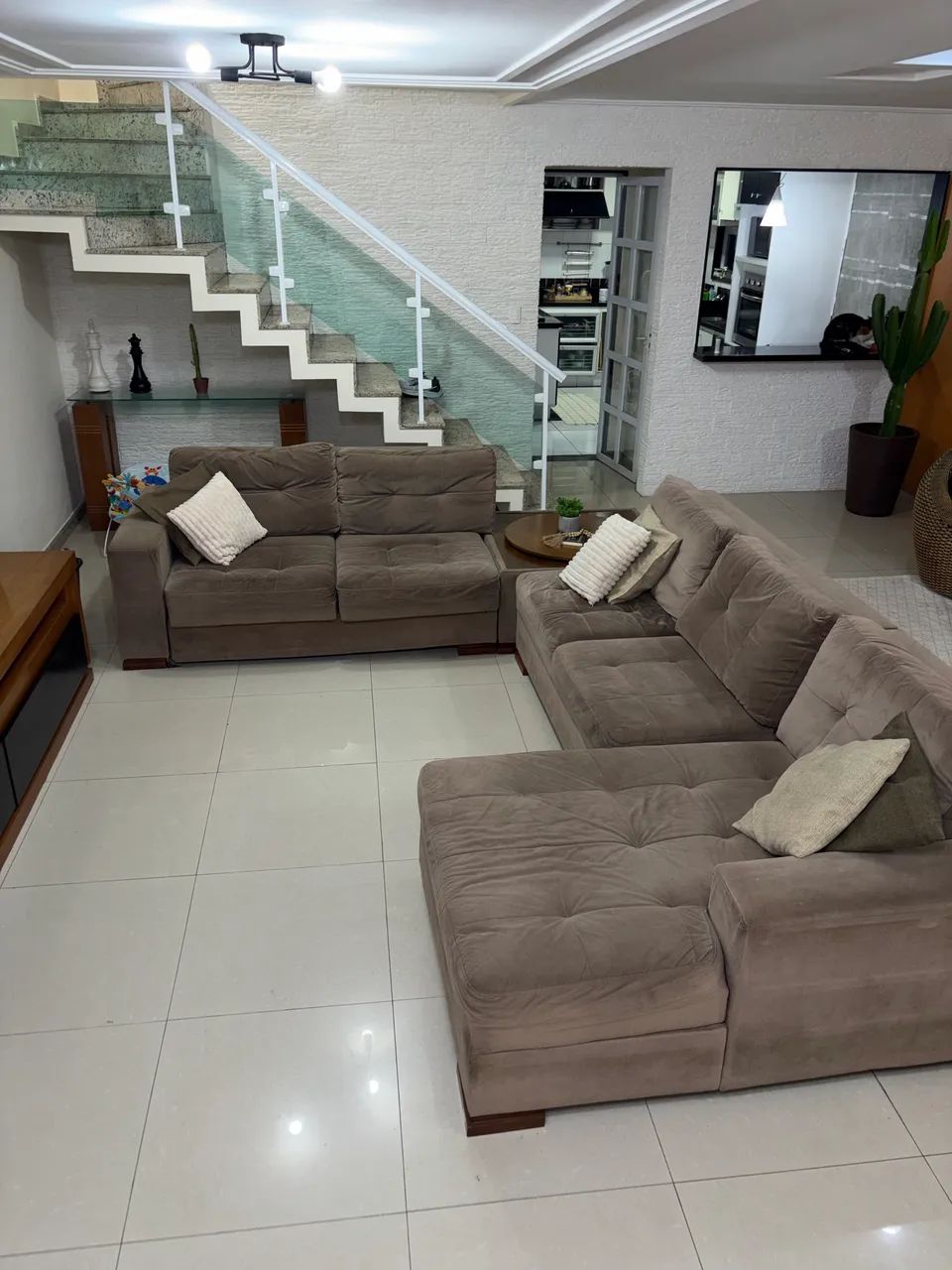 Sofá 3 Módulos + Mesa de Centro - Confortável e Espaçoso - Foto 5
