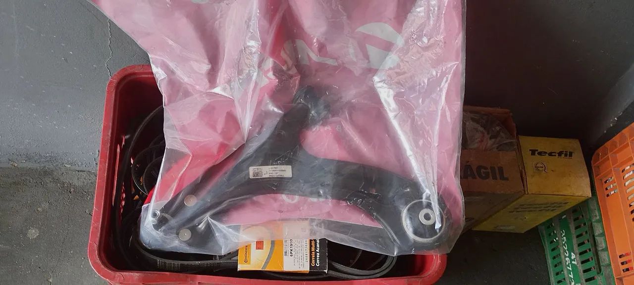Vendo estoque de peças automotivas novas  - Foto 2
