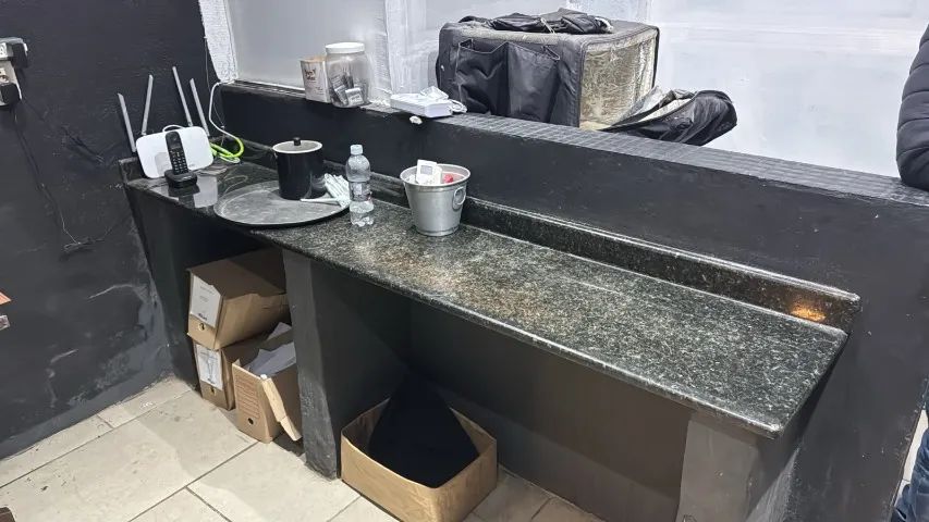 Bancada de granito 200x40 para comércio ou cozinha