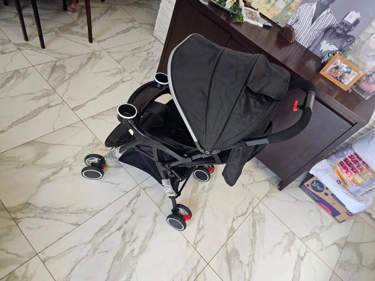 Carrinho de bebê novo - Foto 2