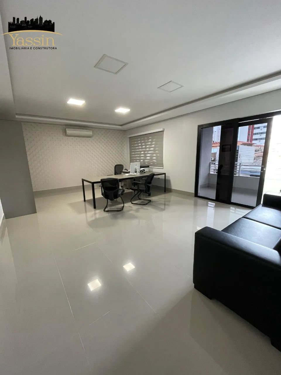 Imóvel comercial de alto padrão com 6 salas e 823m² de área - Cuiabá-MT, Bairro Araés - Ve