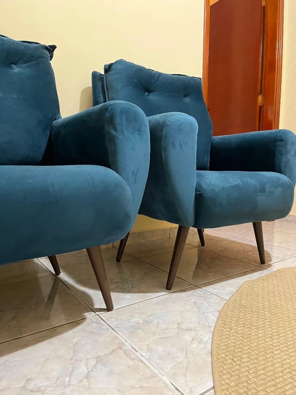 Vendo Kit poltronas semi novas  - Foto 3