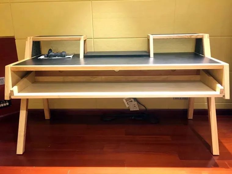 Mesa de Studio moderna  - Foto 5