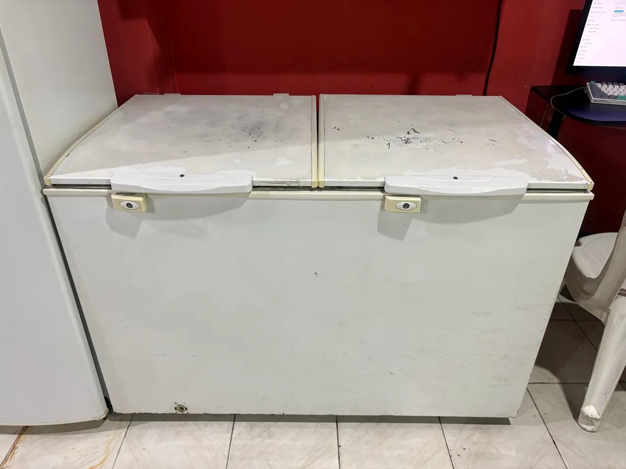 Freezer Electrolux H400 385L - 127V - Foto 2