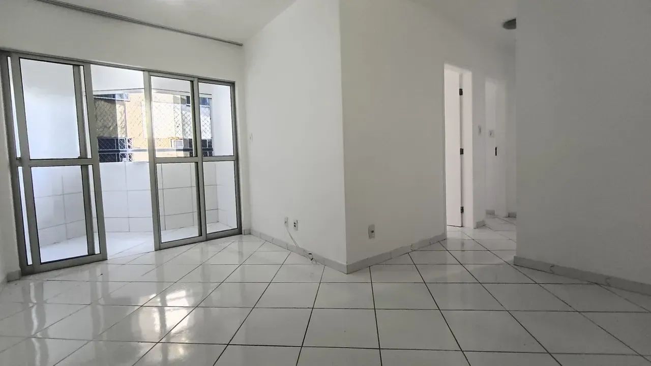 Apartamento com 2 quartos na Avenida Principal do bairro Resgate