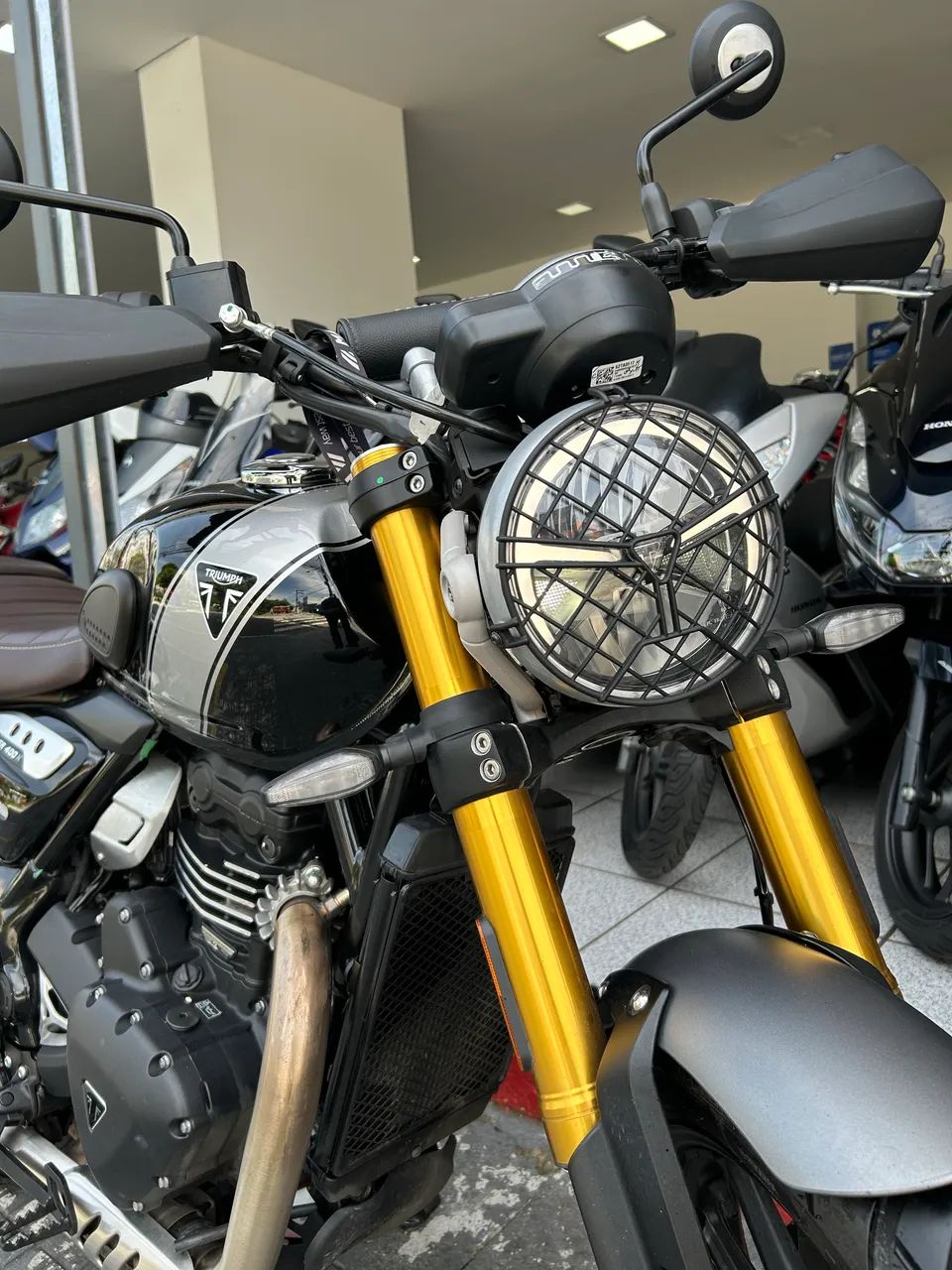 Triumph Scrambler 400x 2025 - Foto 3