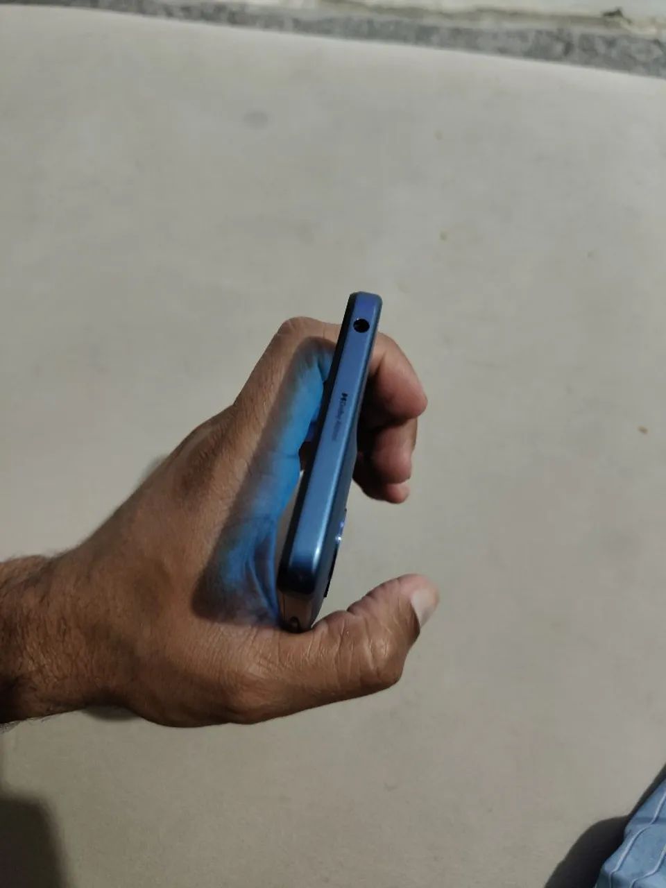 Moto g06 128gb com um trincado. - Foto 4