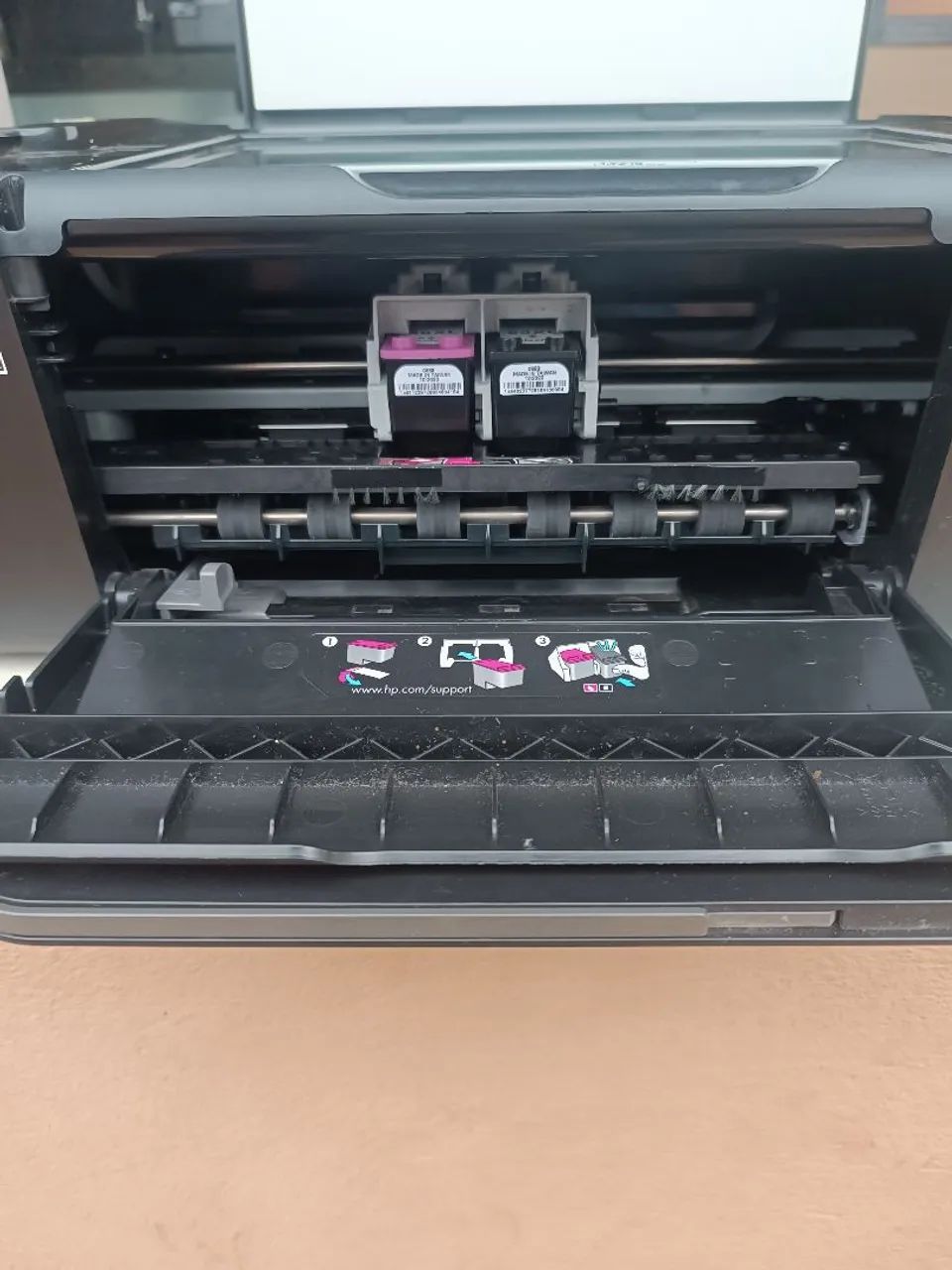Impressora, copiadora e scaner HP Deskjet 4480 - Foto 2