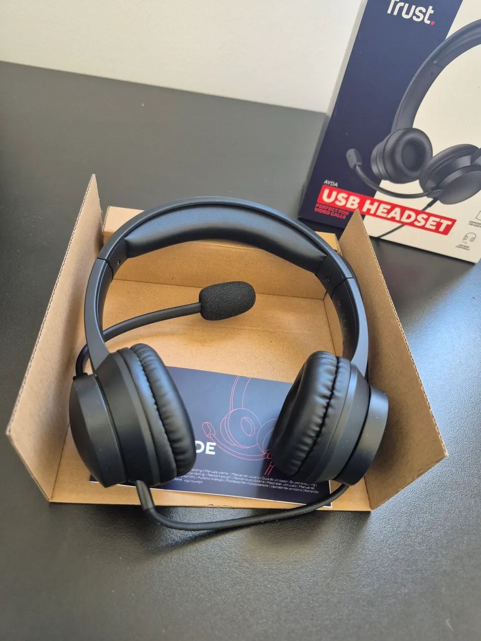 HEADSET USB TRUST AYDA ? PERFEITO PARA VIDEOCHAMADAS
