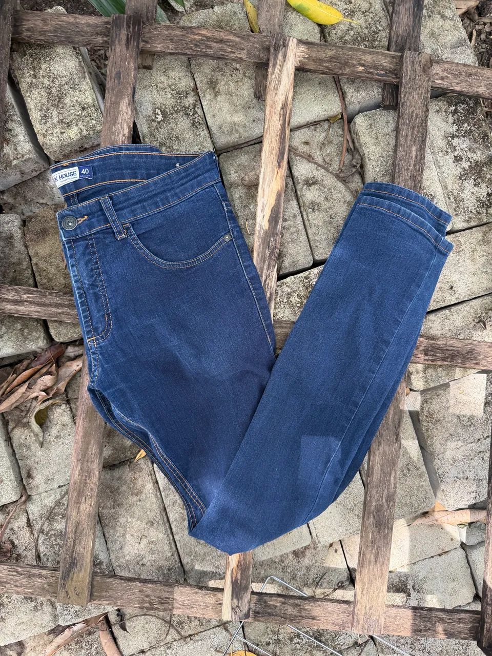 Calça Calvin Klein e clock house (3 pelo preço de 1)
