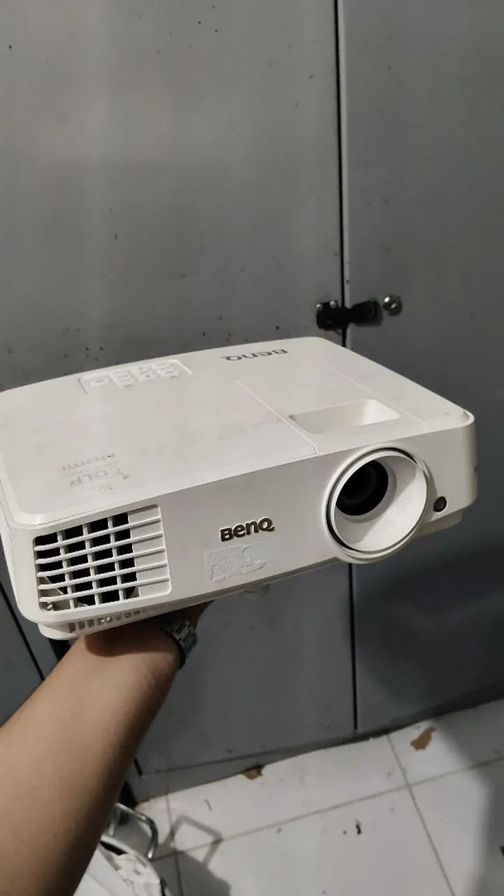 Projetor Benq MS524B (com HDMI)