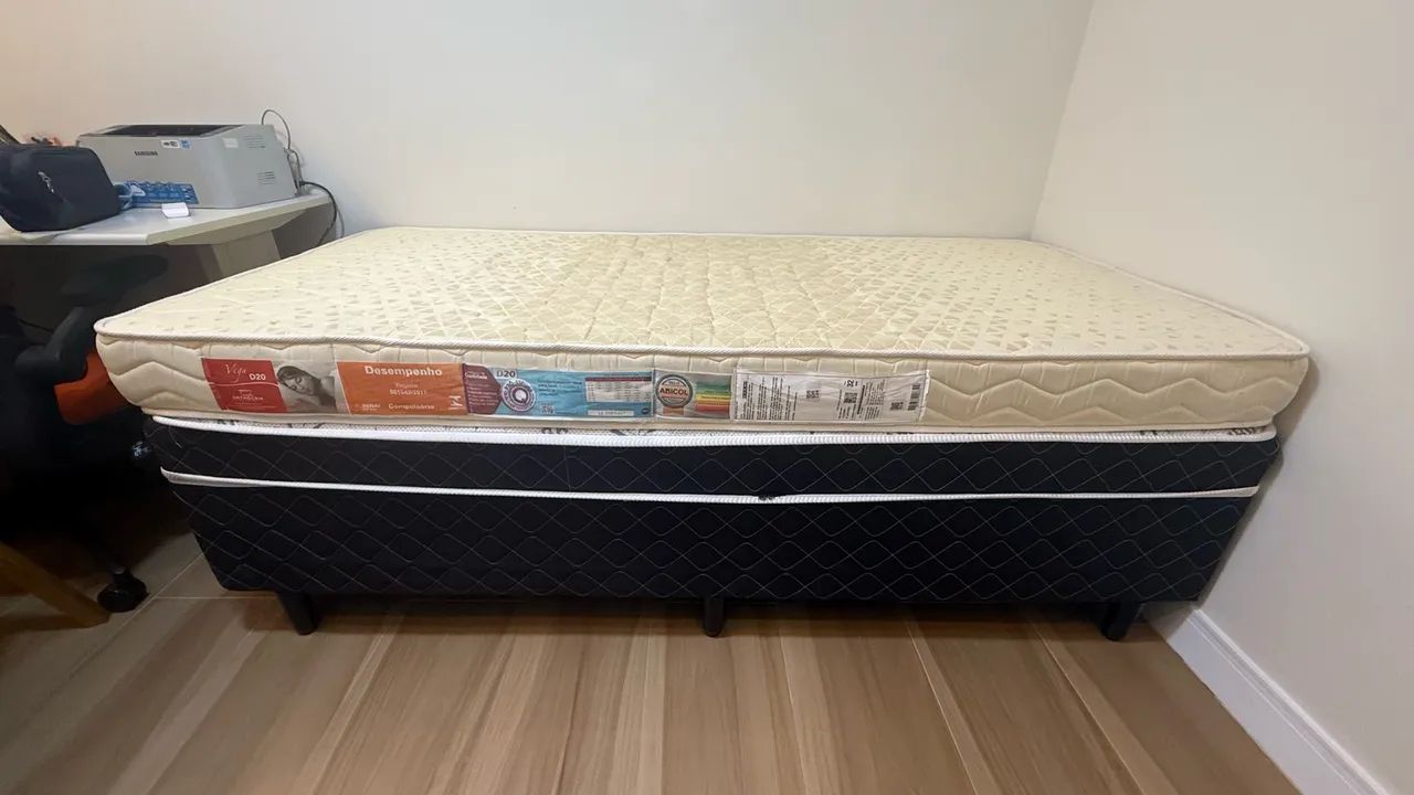 Cama box + Colchão 